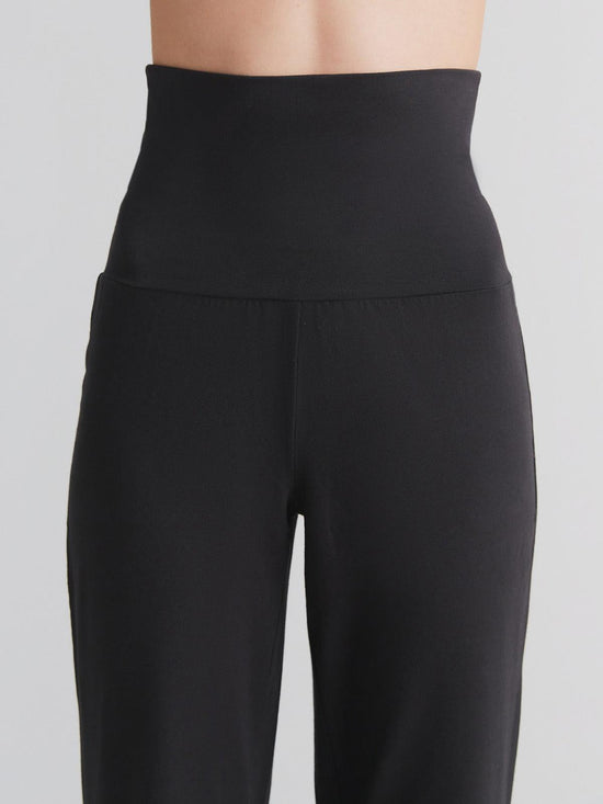 Leela Cotton 1726-021 | Damen Hose mit Umschlagbund - Schwarz Fabrik Onlineshop