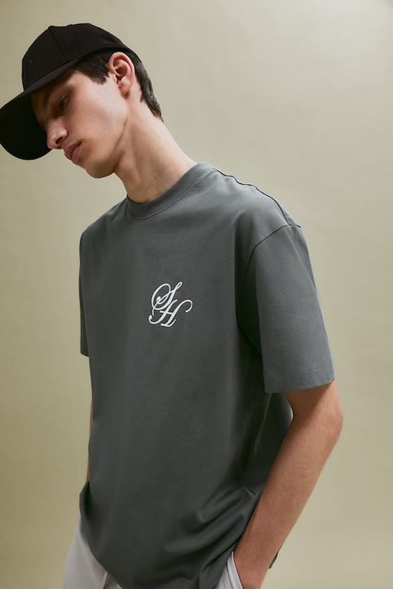 ﻿HM Bedrucktes T-Shirt in Loose Fit Heißer Verkauf