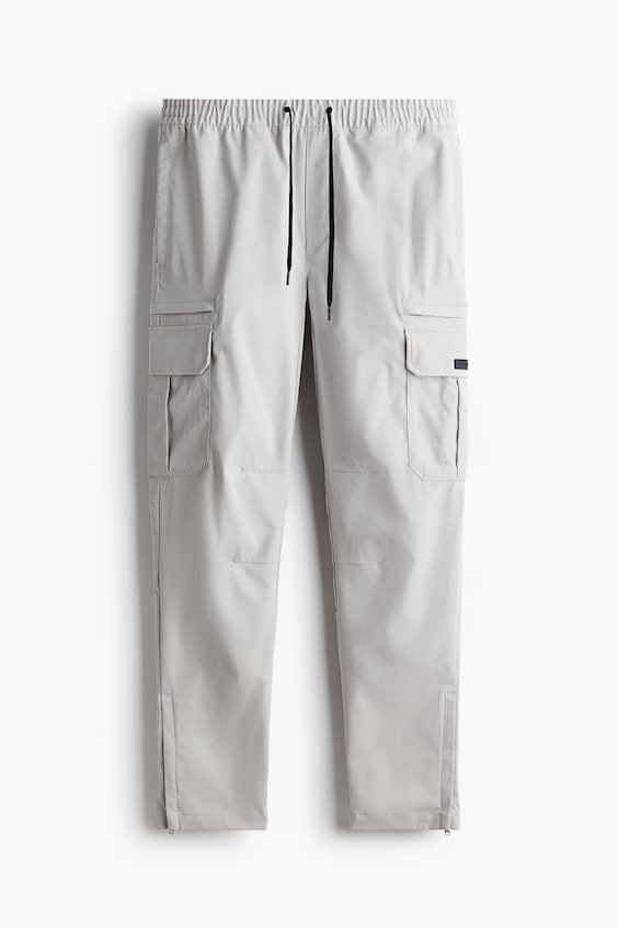 HM Cargohose in Slim Fit Kauf eins, bekomm eins gratis