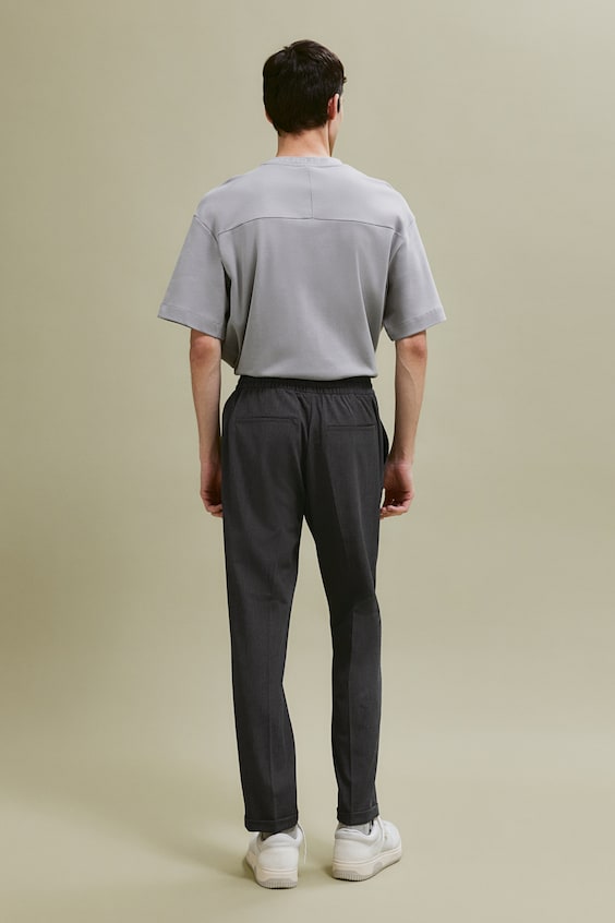 HM Hose mit Bügelfalten in Slim Fit Tägliche Deals