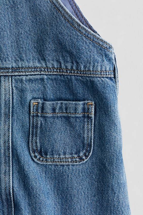 HM Latzhose aus Denim Neueste Mode