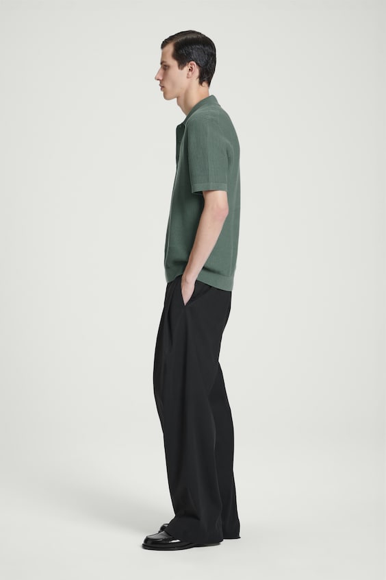 HM STRUKTURIERTES POLOSHIRT AUS STRICK Sonderangebot der Fabrik