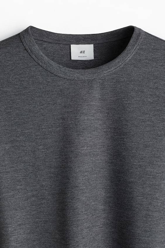HM Langarmshirt mit Waffelstruktur in Regular Fit Fabrikladen
