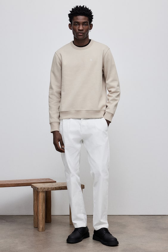 HM Sweatshirt mit Motivstickerei in Regular Fit Online