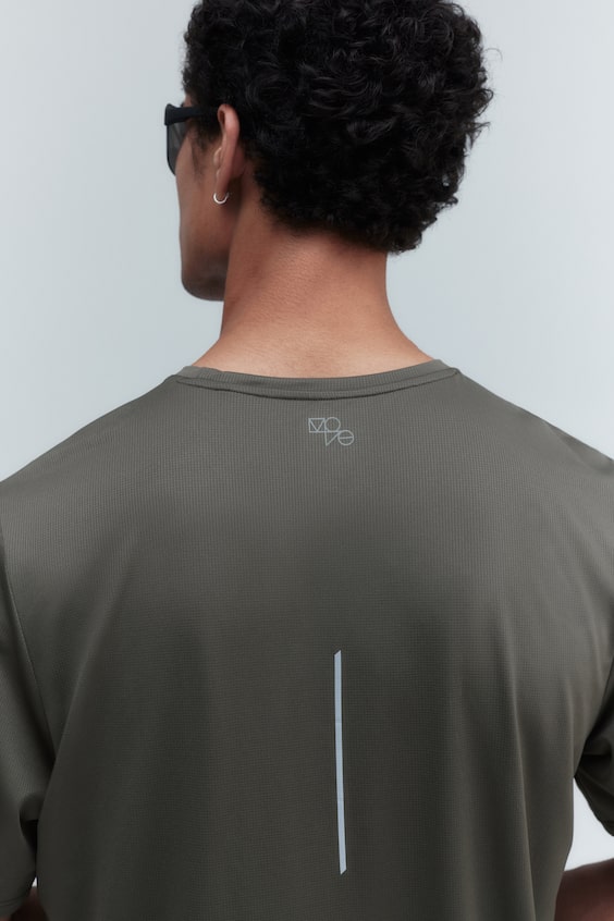 HM DryMove™ Lauf-T-Shirt Weihnachtsangebot