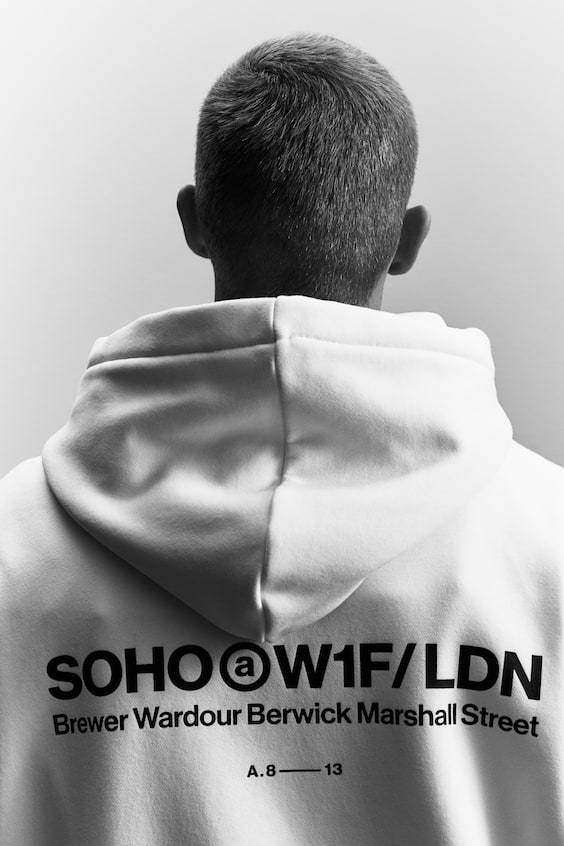 HM Bedruckter Hoodie in Oversized Fit Nur noch ein Tag übrig