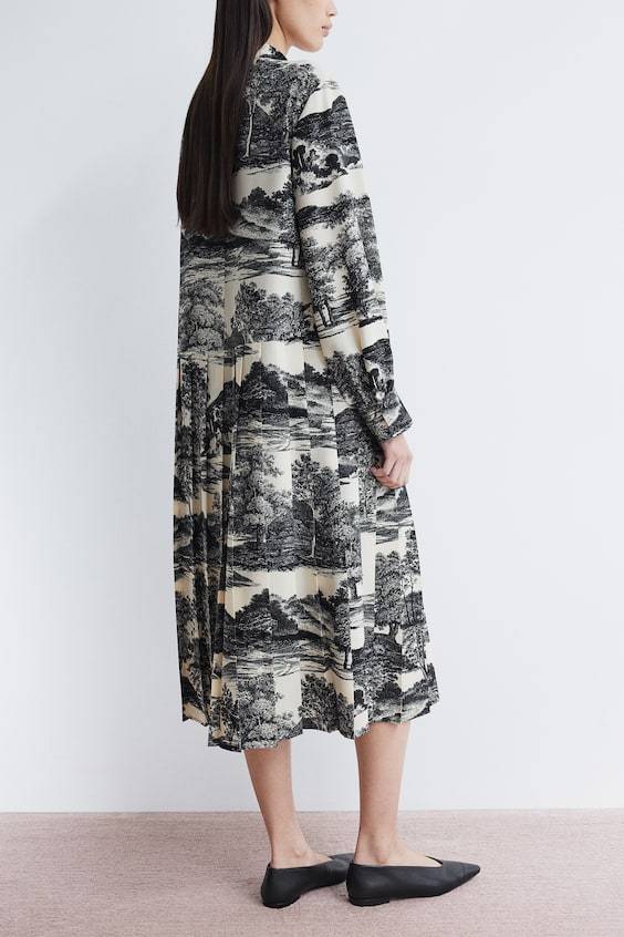 HM Kleid mit Bindekragen Schlussverkauf