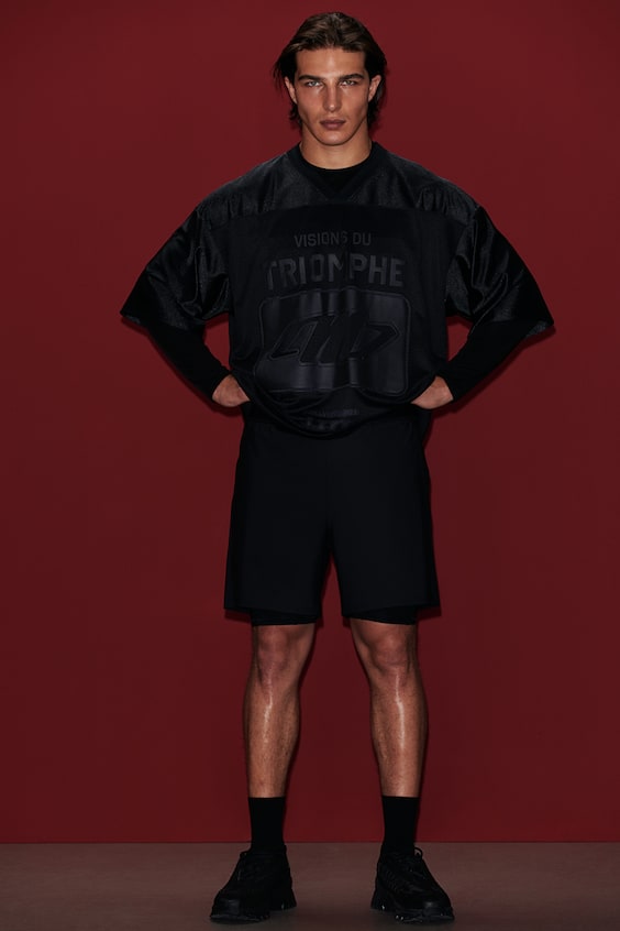 HM Loose Fit Printed sports top in DryMove™ Begrenztes Angebot