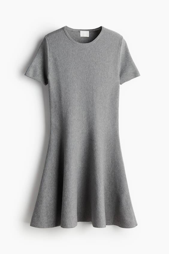 HM Ausgestelltes Kleid Weihnachtsangebot