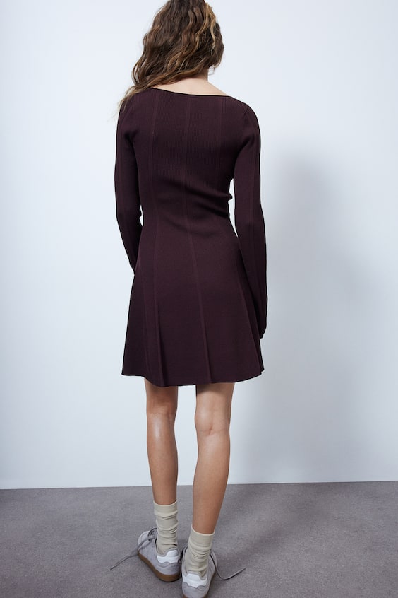 HM Flared-skirt rib-knit mini dress Valentinstagsangebot