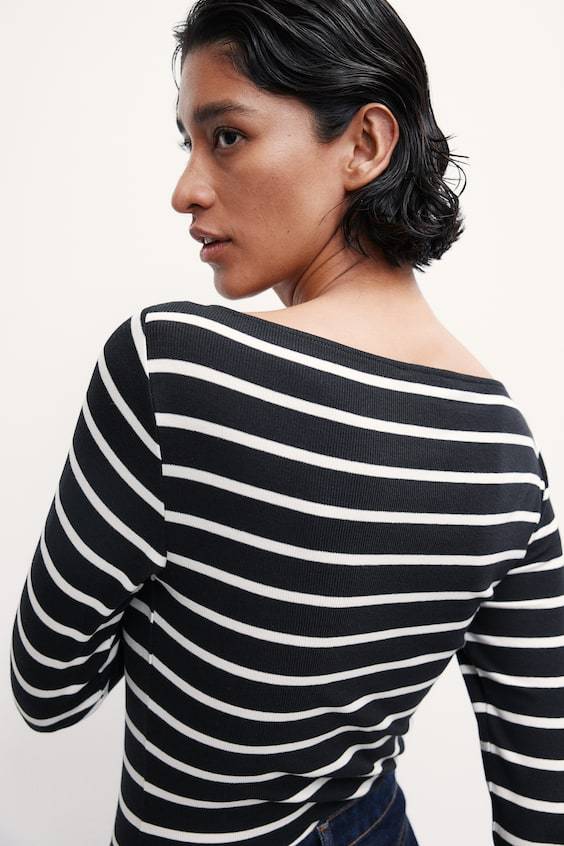 HM Shirt mit U-Boot-Ausschnitt Fabrikladen