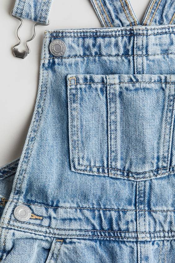 HM Latzhose aus Denim Kostenloser Versand international