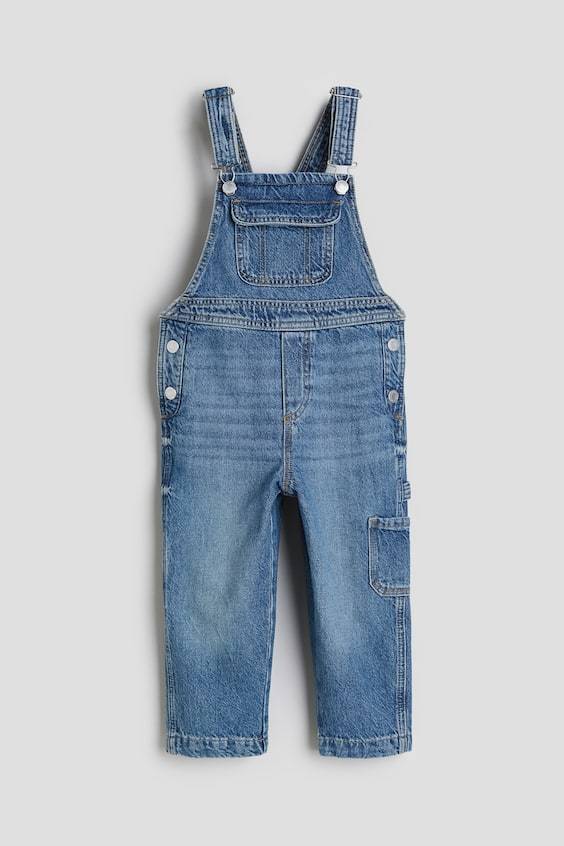 HM Latzhose aus Denim 50% Rabatt für begrenzte Zeit