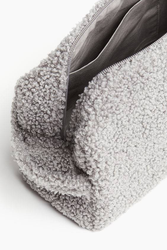 HM Wickeltasche aus Teddyfleece Begrenzte Freigabe