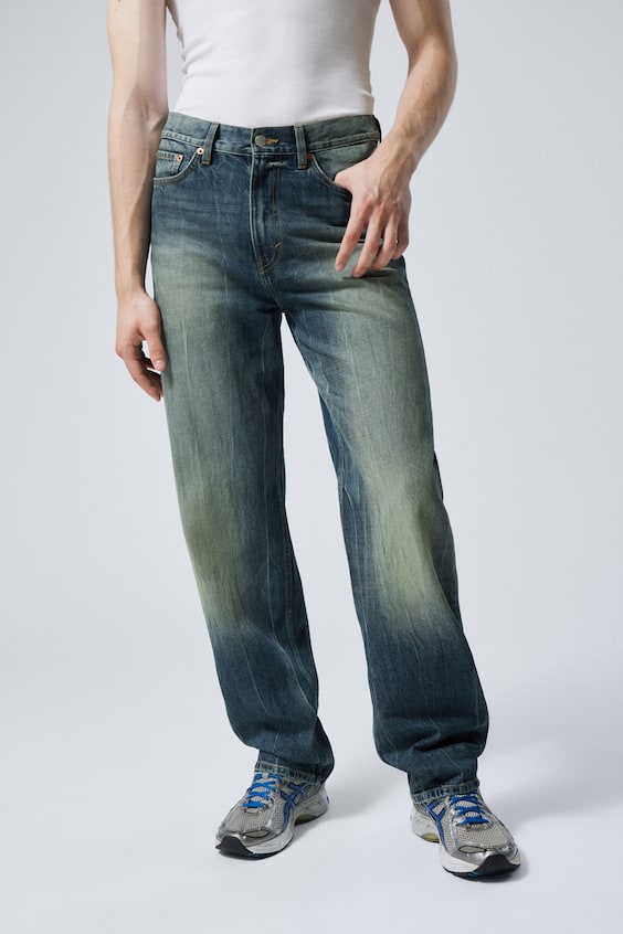 HM Locker geschnittene Jeans Galaxy JETZT KAUFEN