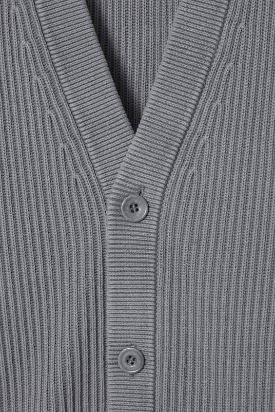 HM BAUMWOLL-STRICKJACKE MIT ACID-WASCHUNG Bis zu 55% Rabatt
