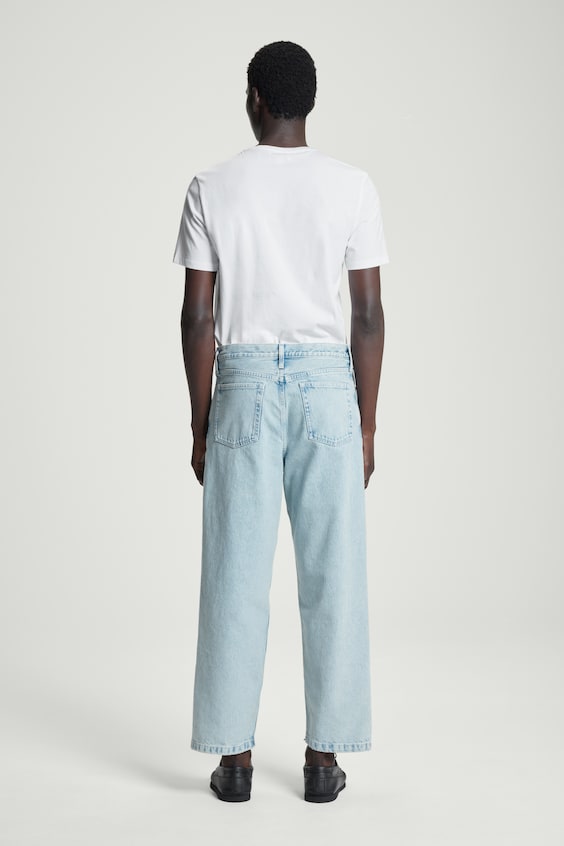 HM DOME JEANS – GERADES/KNÖCHELLANGES BEIN Blitzverkäufe