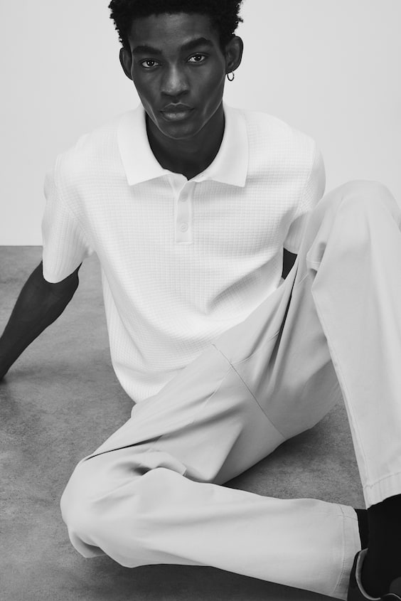 HM Poloshirt mit Struktur in Regular Fit Begrenztes Angebot