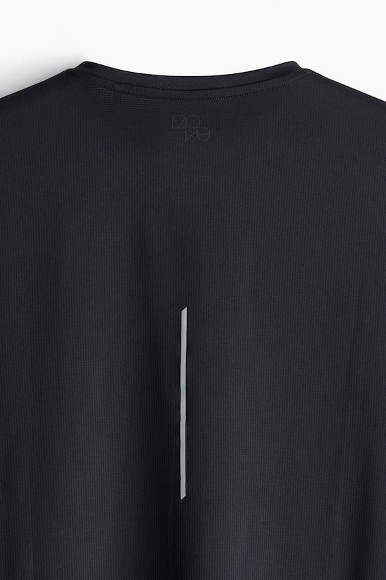 HM DryMove™ Lauf-T-Shirt Riesige Ersparnisse