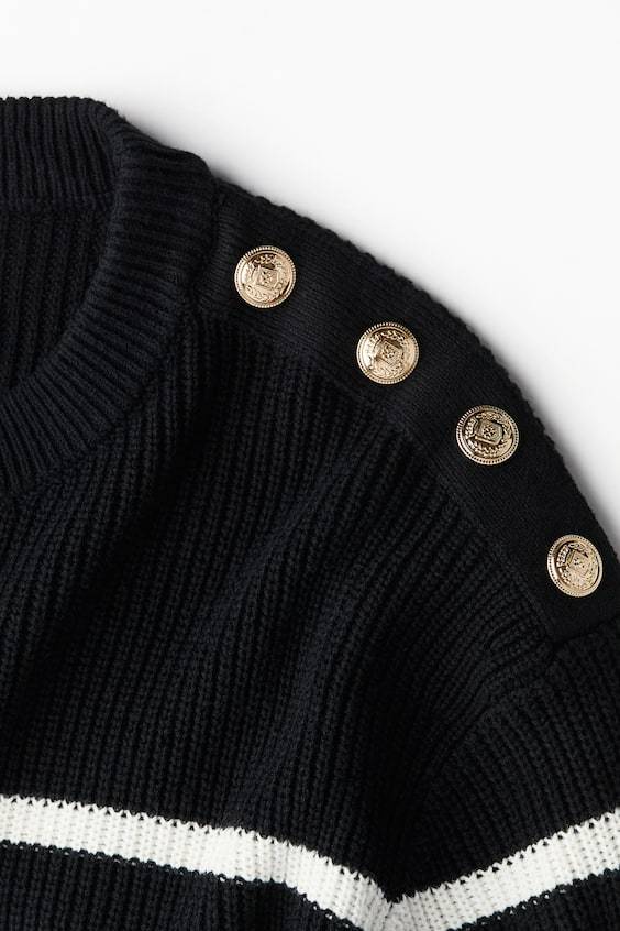 HM Pullover mit Zierknöpfen Riesige Rabatte