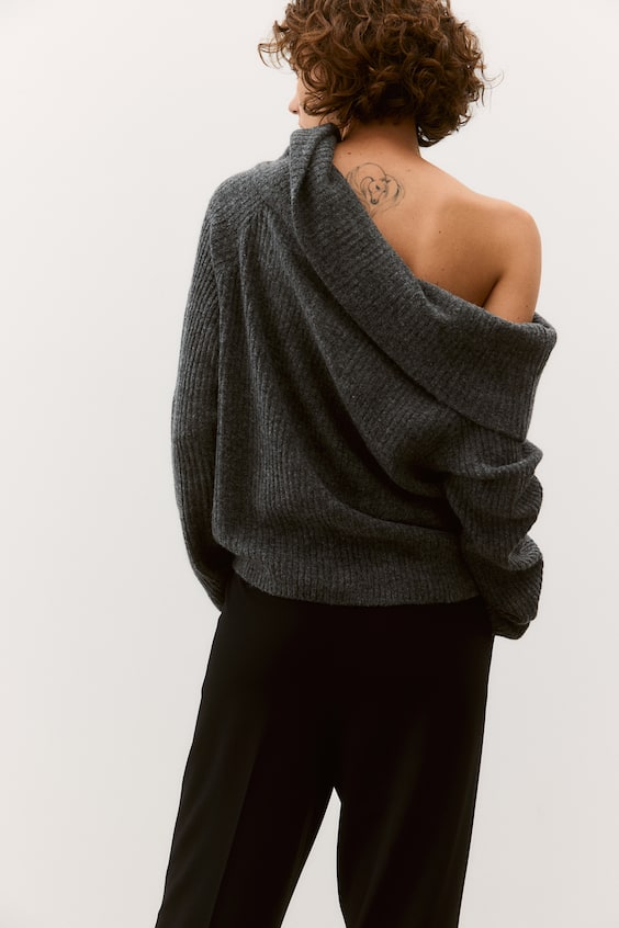 HM Schulterfreier Pullover Sonderangebot