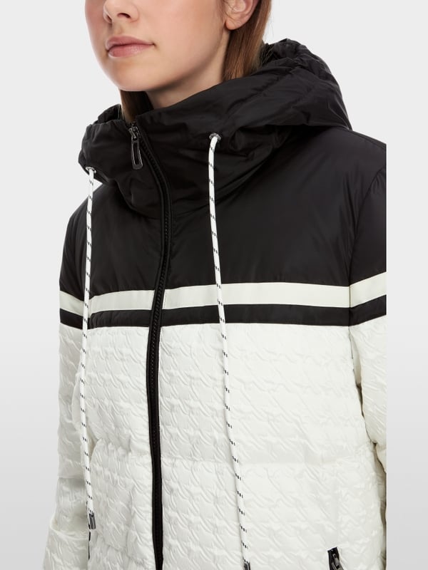 Marc Cain Outdoor-Jacke mit Hahnentritt-Relief Vierteljährliche Förderung