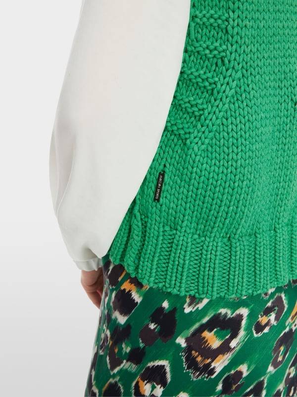 Marc Cain Knitted in Germany Pullunder mit Zopf Heißer Verkauf