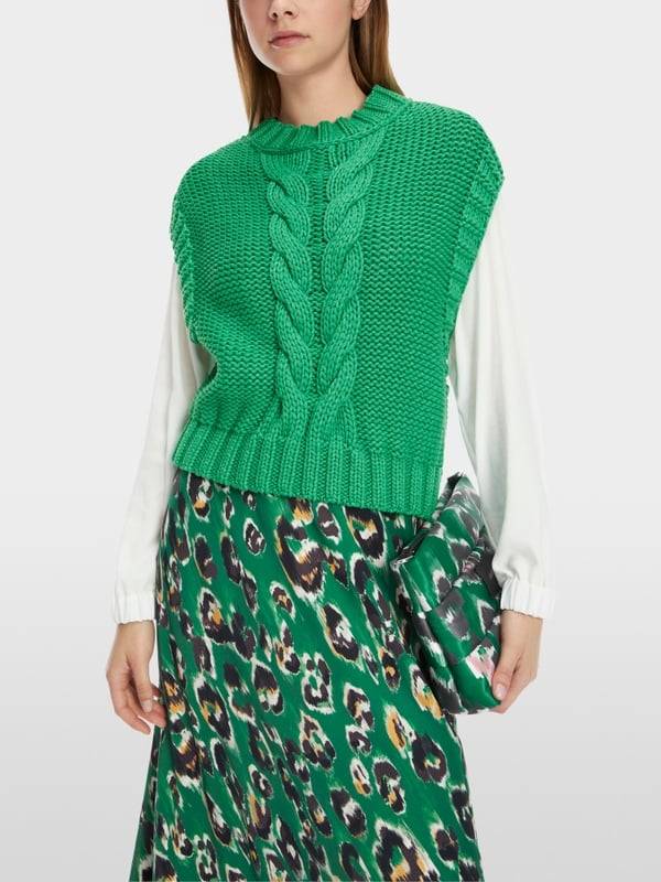 Marc Cain Knitted in Germany Pullunder mit Zopf Heißer Verkauf