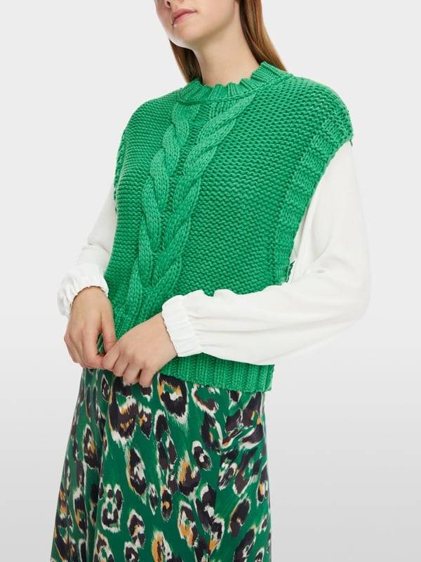 Marc Cain Knitted in Germany Pullunder mit Zopf Heißer Verkauf