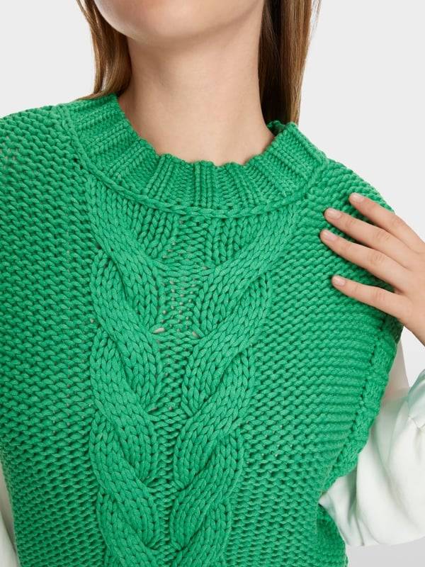 Marc Cain Knitted in Germany Pullunder mit Zopf Super Rabatt
