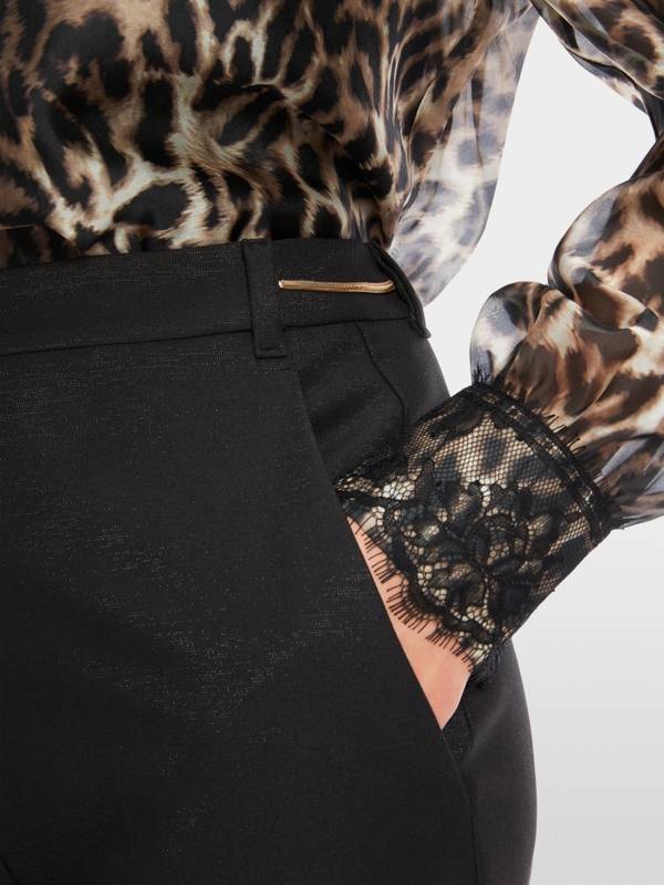 Marc Cain Modell FUZHOU mit Glitzer-Details Speichern exportieren