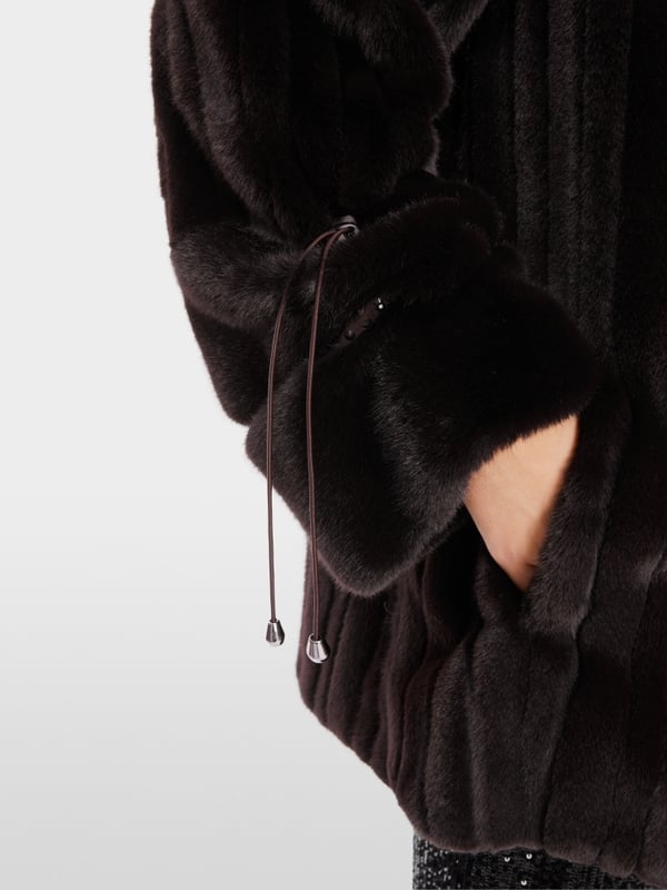 Marc Cain Outdoor-Jacke mit Fun Fur Jubiläumsangebot
