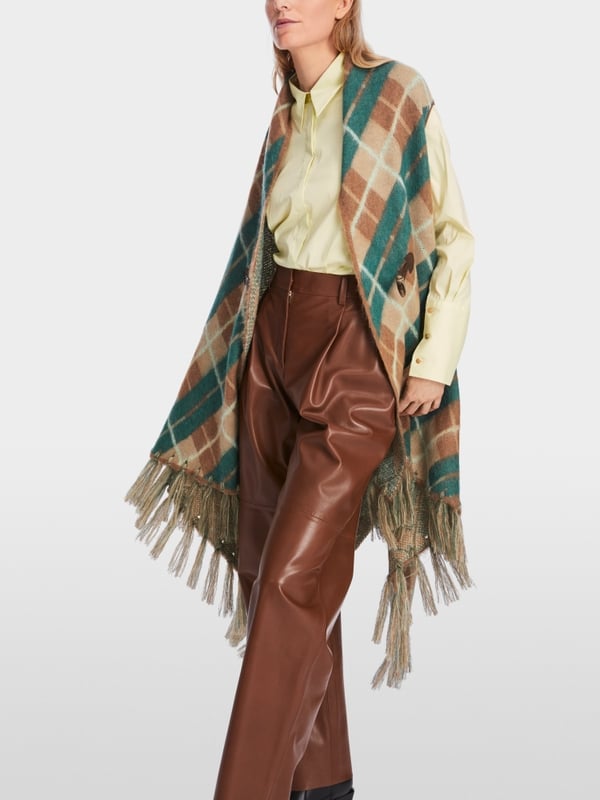 Marc Cain Karo-Cape Knitted in Germany Fabrikladen