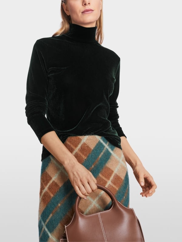 Marc Cain Figurnahes T-Shirt mit Rollkragen Flash Sale