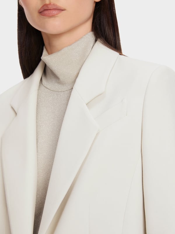 Marc Cain Körpernaher Blazer in Uni Begrenzte Freigabe