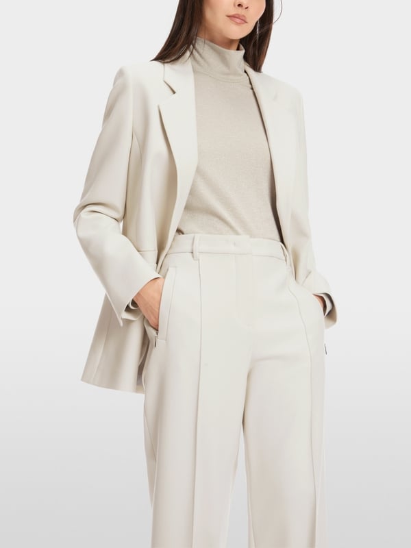 Marc Cain Körpernaher Blazer in Uni Begrenzte Freigabe