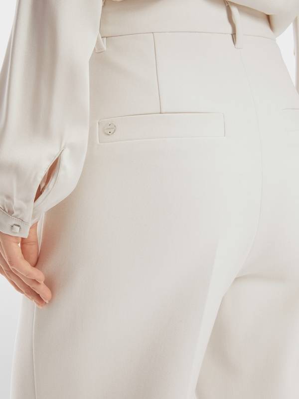 Marc Cain Modell WEIDA - weite Hose mit High Waist Neueste Mode