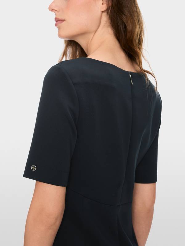 Marc Cain Scuba-Kleid mit Wickeleffekt 50% Rabatt mit kostenlosem Versand