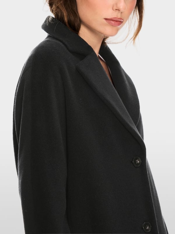 Marc Cain Flauschiger Mantel mit Kimono-Ärmel 50% Rabatt für begrenzte Zeit