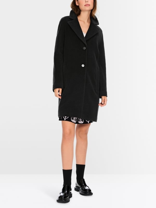 Marc Cain Flauschiger Mantel mit Kimono-Ärmel 50% Rabatt für begrenzte Zeit