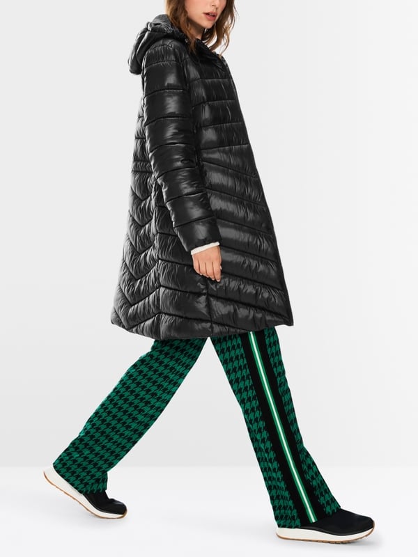 Marc Cain Kurzer Kapuzenmantel "Rethink Together" Outlet