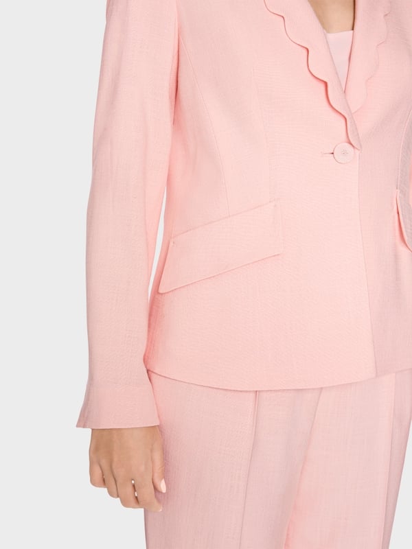 Marc Cain Blazer mit Muschelrevers Im Verkauf