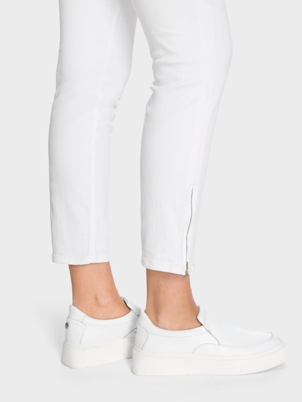 Marc Cain Modell SILEA - Jeans "Rethink Together" Kauf eins, bekomm eins gratis