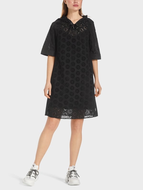 Marc Cain Kleid mit Lochstickerei Letzter Tag