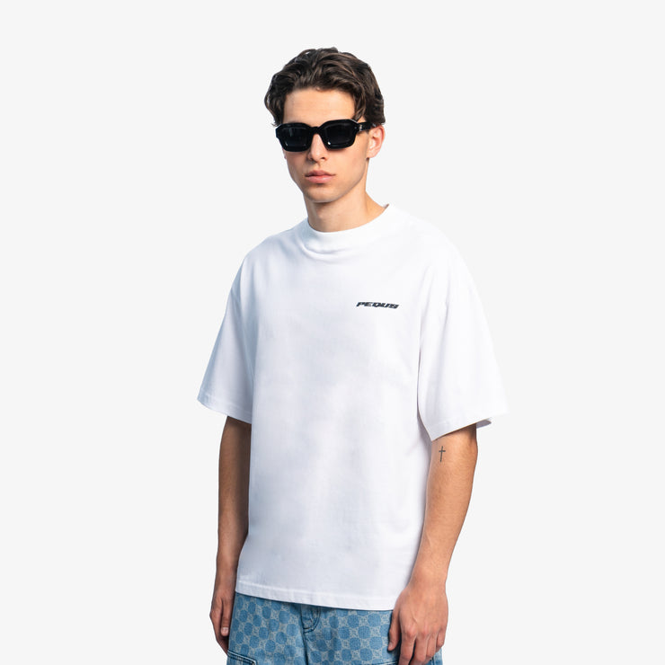 Pequs Plágia Chest Logo T-Shirt JETZT KAUFEN