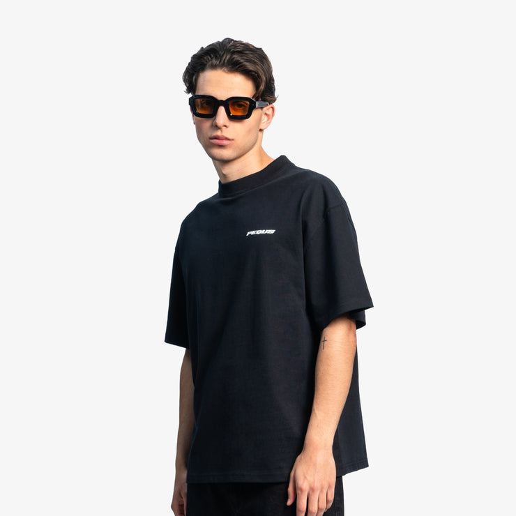 Pequs Plágia Chest Logo T-Shirt Kostenloser Versand international