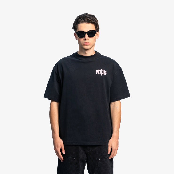 Pequs Mythic Chest Logo T-Shirt Preisnachlass