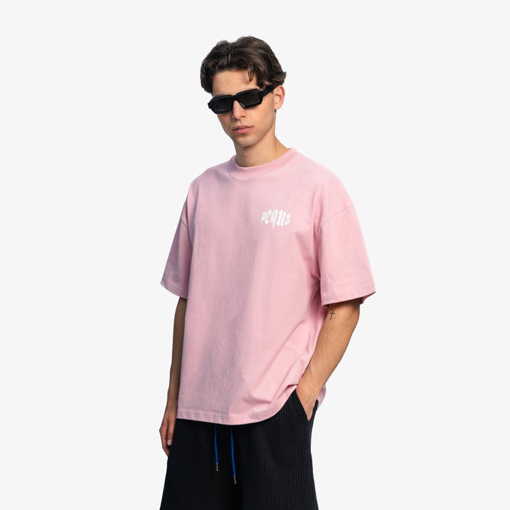Pequs Mythic Chest Logo T-Shirt Wochenangebot