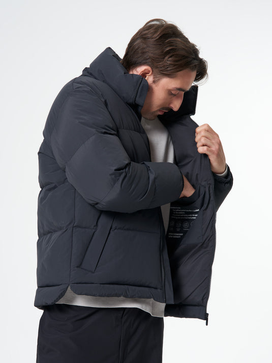 Pinqponq Puffer Jacket - Peat Black (Unisex) Zeitlich begrenztes Angebot