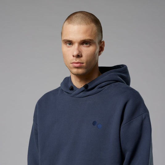 Pinqponq Hoodie - Currant Blue (Unisex) Bis zu 50% Rabatt